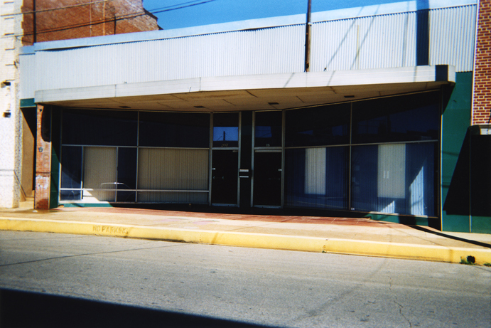 Peter Riedlinger, No Parking, Palestine/Texas